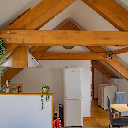 Ferienwohnung The Granary Barbrook Exterior foto